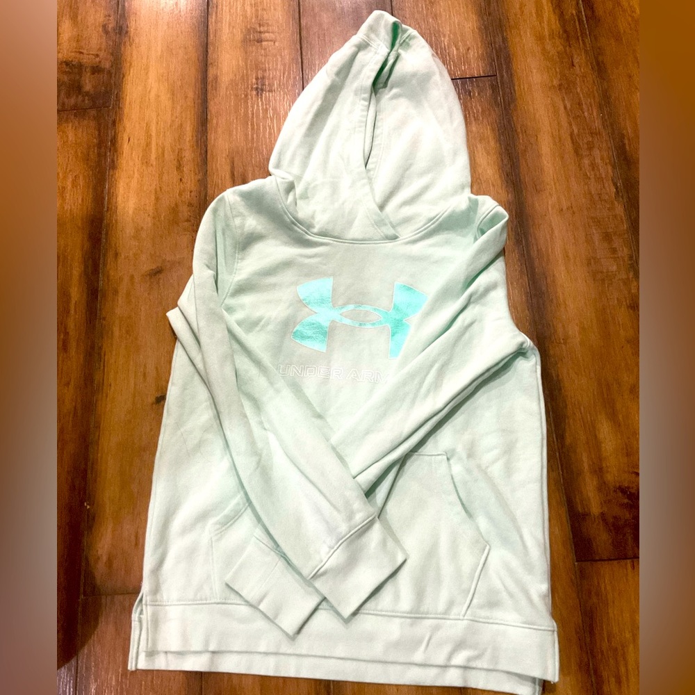 Under Armour sweatshirt